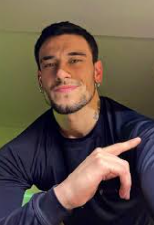 <em><strong>Chris D.</strong></em>